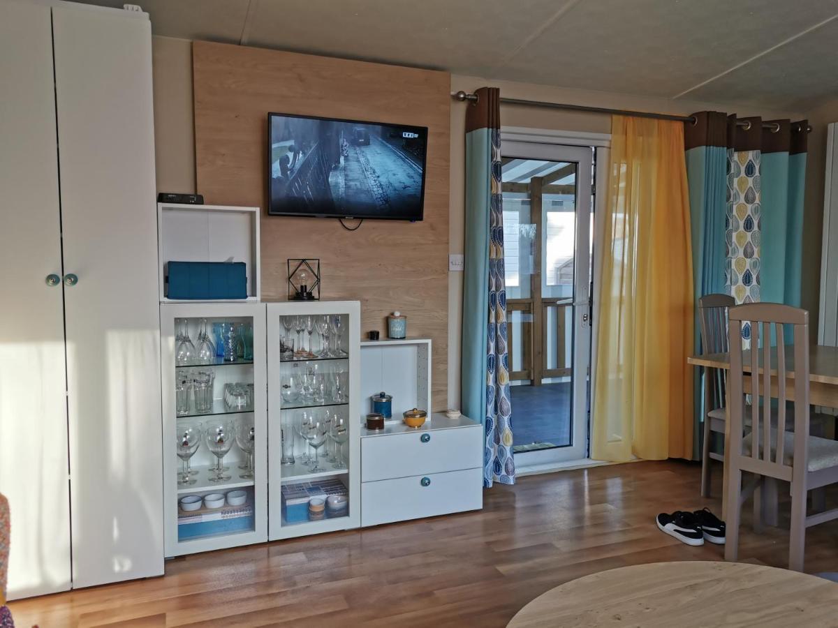 Camping Les Bois Mobil Home Grand Luxe 3Ch 2Sdb Saint-Jean-de-Monts Exterior photo